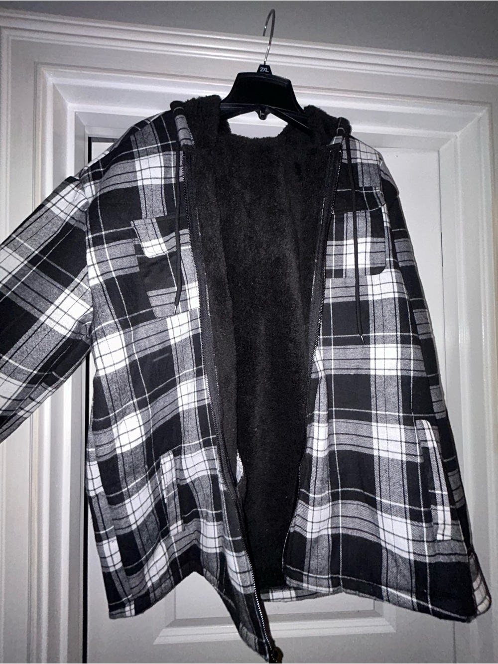 Amazon Black & White Plaid Lightweight Shirt Jacket with Sherpa Lining